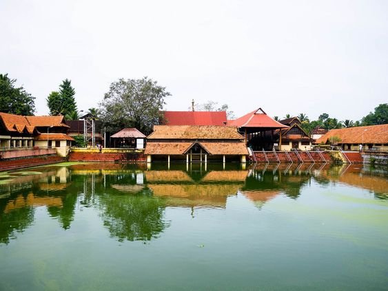Tourist Places To Visit in Alleppey_7