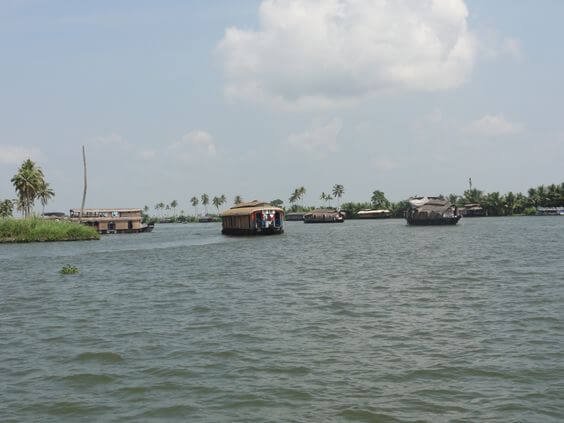 Tourist Places To Visit in Alleppey_8