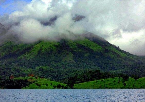 Tourist Places in wayanad_1