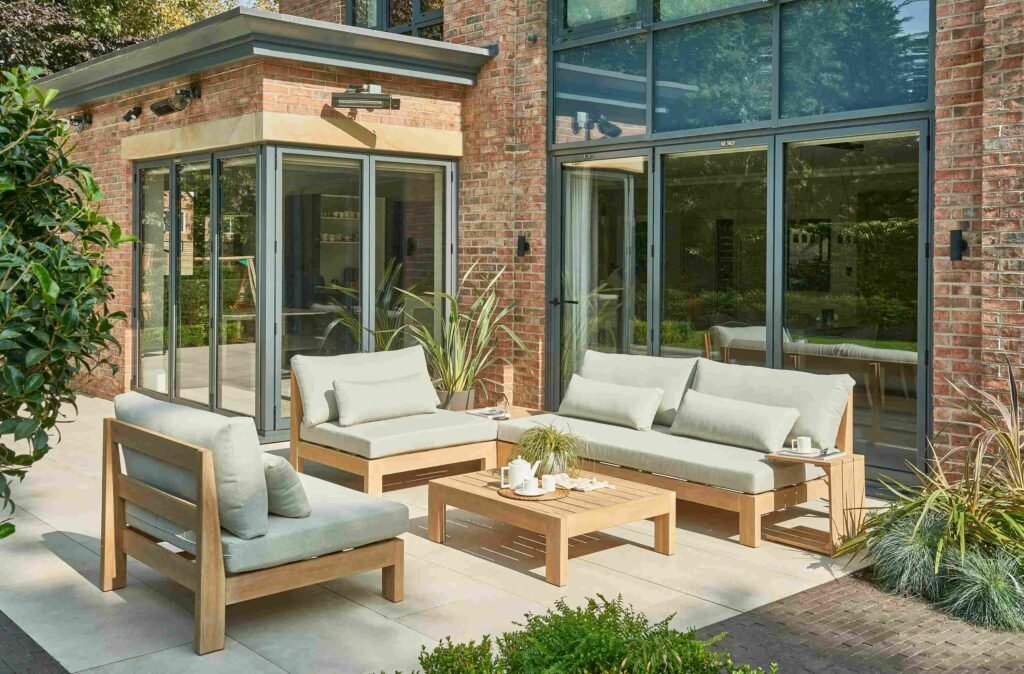 10 Outdoor Seating Ideas for Home for Comfort and Style - WowHomeStyles