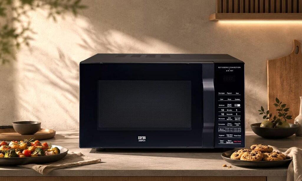 Modern convection oven for baking, roasting, and grilling